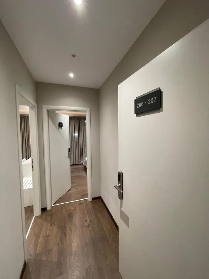 Hotel Oresti Center Τίρανα 3*,  Αλβανία