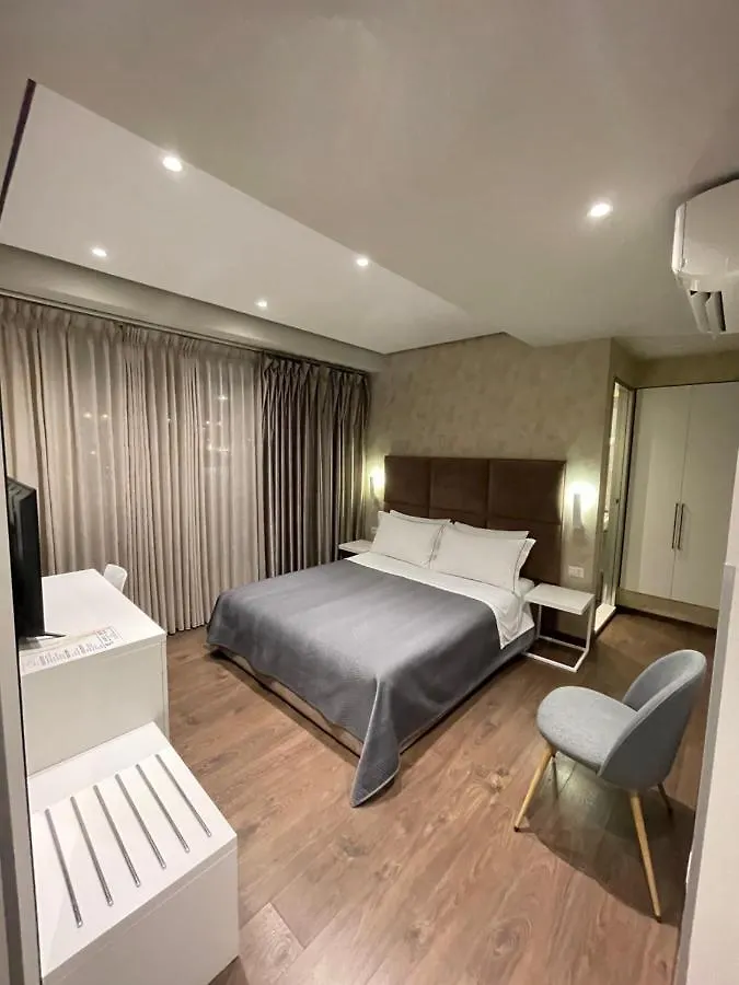 Hotel Oresti Center Tirana