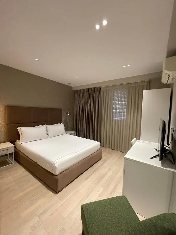 ***  Hotel Oresti Center Tirana Albania
