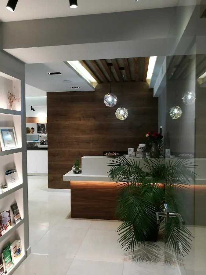 Hotel Oresti Center Tirana Albania